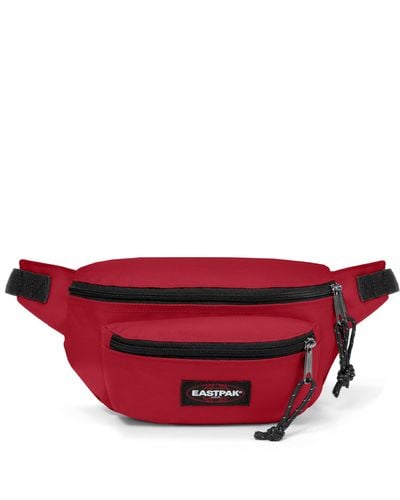 Eastpak Doggy Bag Scarlet Red Mini Bags - Rot