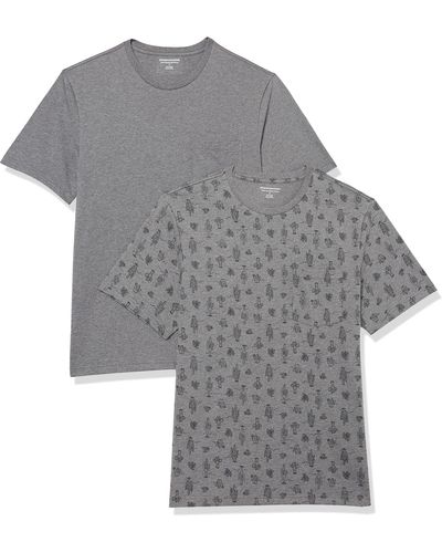 Amazon Essentials Kurzärmeliges T-Shirt mit Rollkragen und Tasche - Grau