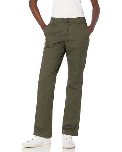 Amazon Essentials Pantalon Chino sergé Ajustement courbé ou Droit - Vert