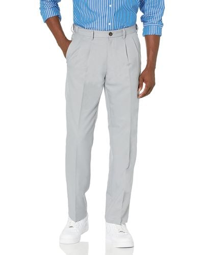 Amazon Essentials Classic-fit Expandable-waist Pleated Dress Pants - Blue