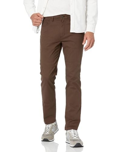 Amazon Essentials Pantalon Chino Stretch Confortable à 5 Poches Coupe Ajustée - Marron