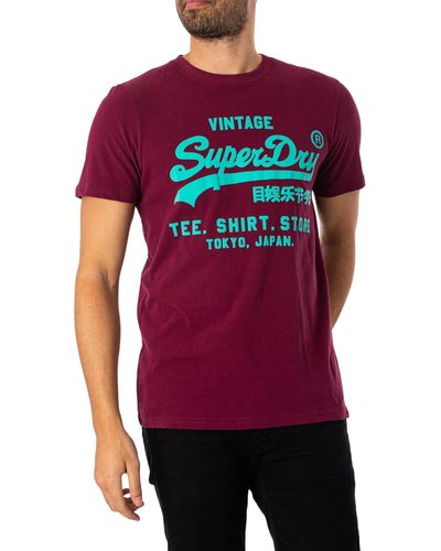 Superdry Neonfarbenes T-Shirt mit Vintage-Logo Sattes Beerenviolett M - Rot