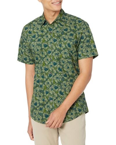 Amazon Essentials Camisa Estampada de ga Corta de Ajuste Entallado Hombre - Verde