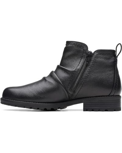 Clarks Aspra Walk Waterproof Ankle Boot - Black