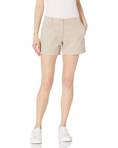 Nautica Comfort Tailored Stretch Cotton Solid Shorts - Natur