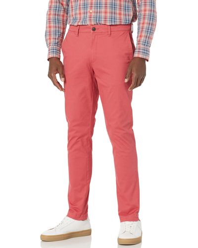 Amazon Essentials Pantalon Chino en Tissu Stretch Confortable Délavé Coupe Skinny - Rouge