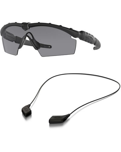 Oakley Oo9046 Sunglasses Bundle: Oo 9046 Si Ballistic M Frame 2.0 Strik 11-140 Matte Black And Medium Black Leash Accessory Kit - Grey