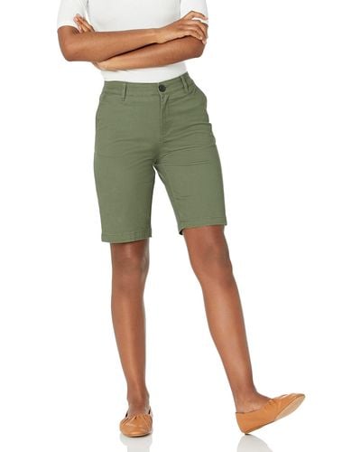 Amazon Essentials Pantaloncini Bermuda Color Kaki con Cucitura Interna da 25,4 cm a Vita Medio Alta Donna - Verde
