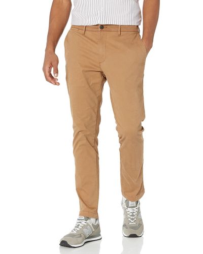 Amazon Essentials Pantalon Chino en Tissu Stretch Confortable Délavé Coupe Skinny - Neutre