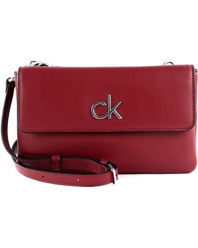 Calvin Klein Double Compartment Xbody With Flap Red Currant - Rot