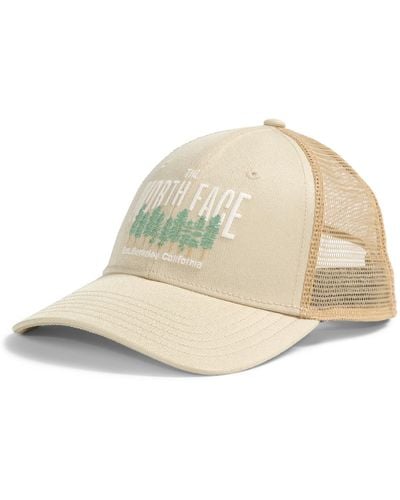 The North Face Embroidered Mudder Trucker - Natural