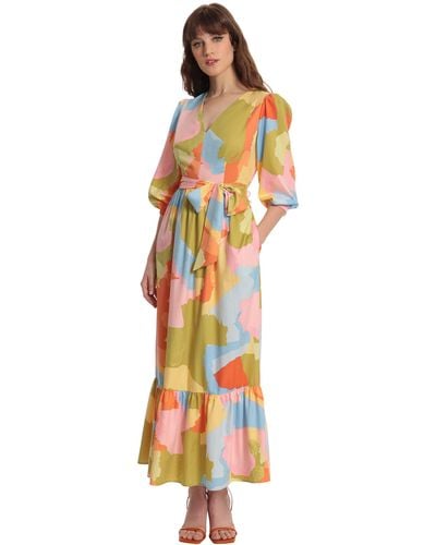 Donna Morgan Abstract Colorful Printed V-neck Bottom Tier Maxi Dress With 3/4 Puff Sleeves - Metallic