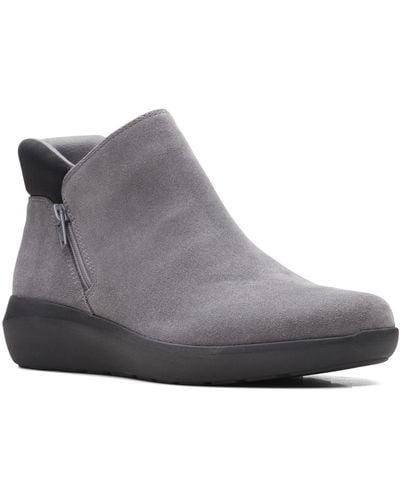 Clarks Kayleigh Mid Ankle Boot - Grey