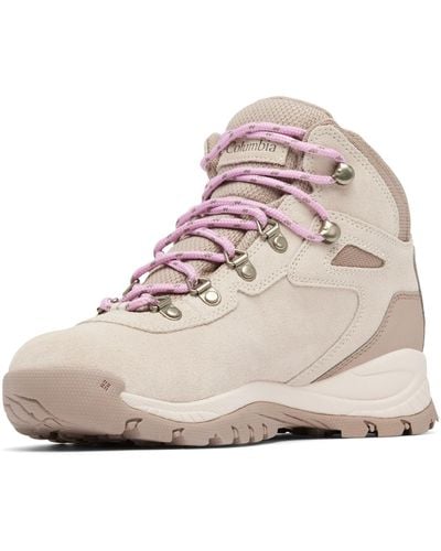 Columbia Mid Hiking Shoes - Natural