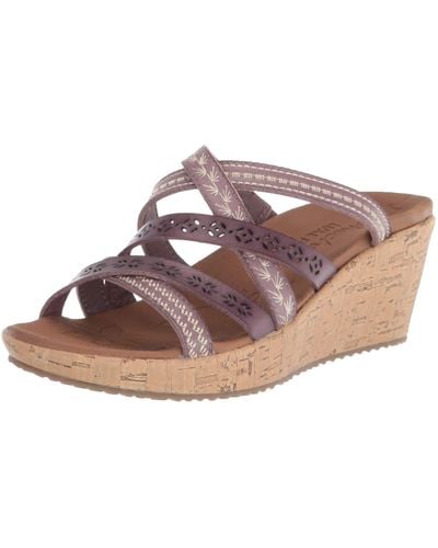 Mauve colored store wedges