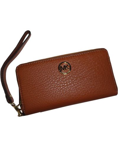 Michael Kors Fulton Signature Large Coin Multifunctional Phone Case Leather Luggage - Brown