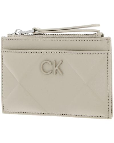 Calvin Klein Quilt Cardholder with Zip Stoney Beige - Mettallic