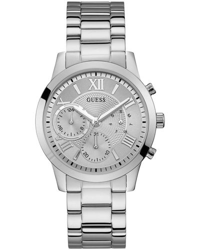 Guess Classic Stainless Steel Bracelet Watch With Day - Gray