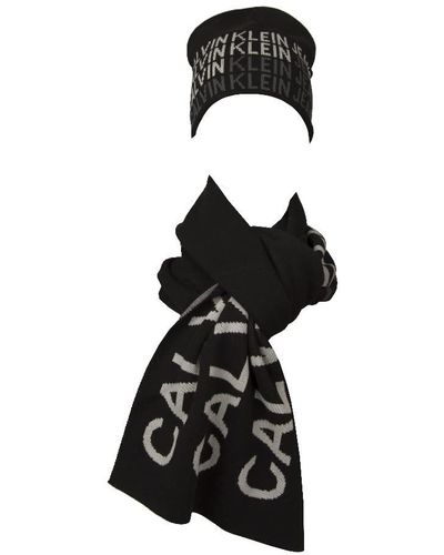 Calvin Klein Ensemble Bonnet + écharpe CK Jeans Coffret Cadeau écharpe et Bonnet avec chette Article ZM0ZM02157 - Noir