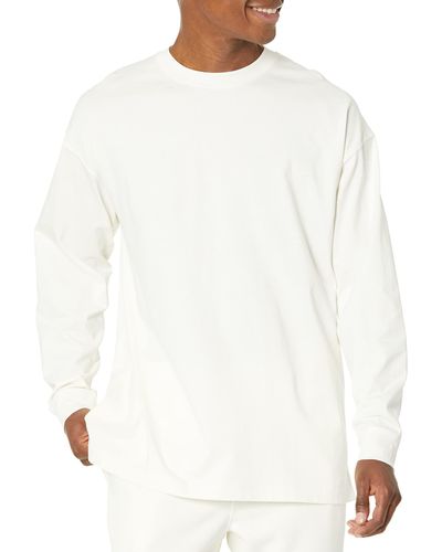 Amazon Essentials Langärmliges T-Shirt in übergroßer Passform aus 100% Bio-Baumwolle - Weiß