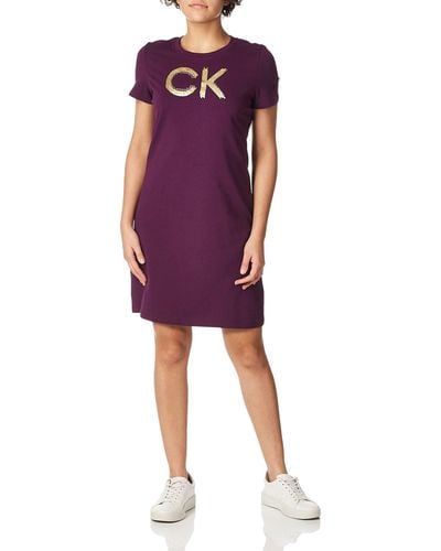 Calvin Klein Short Sleeve Logo T-Shirt Dress Vestido Informal - Morado