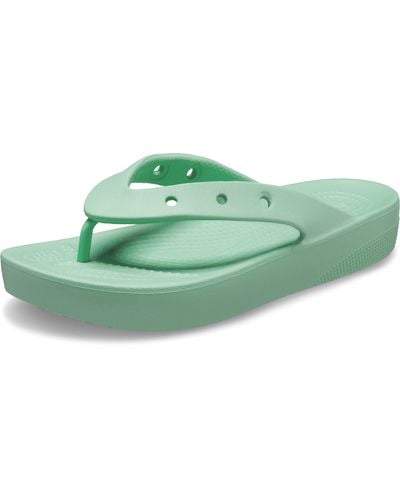 Crocs™ Classic Platform Flip Jade Stone Size 8 UK - Grün