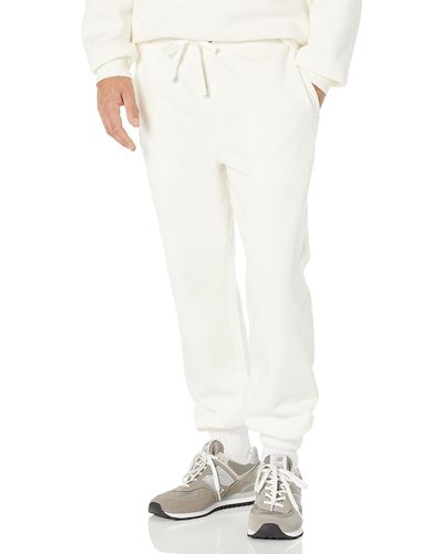Amazon Essentials Relaxed-fit Closed-bottom Sweatpants - White