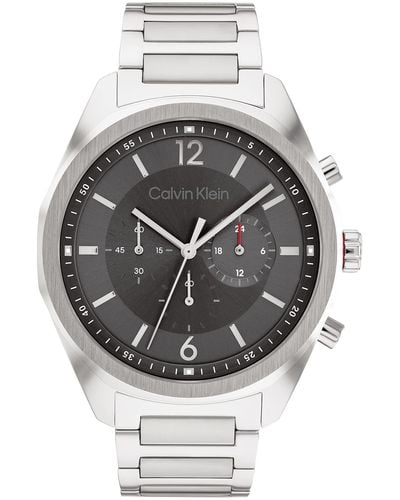 Calvin Klein Montre Chronographe à Quartz pour avec Bracelet en Acier Inoxydable Argenté - 25200264 - Gris