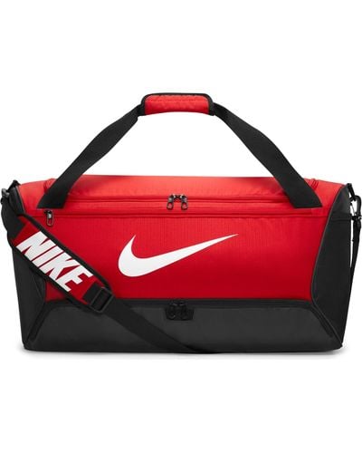 Nike Brasilia 9.5 Training Duffel Bag In Rood/universiteit Rood Polyester