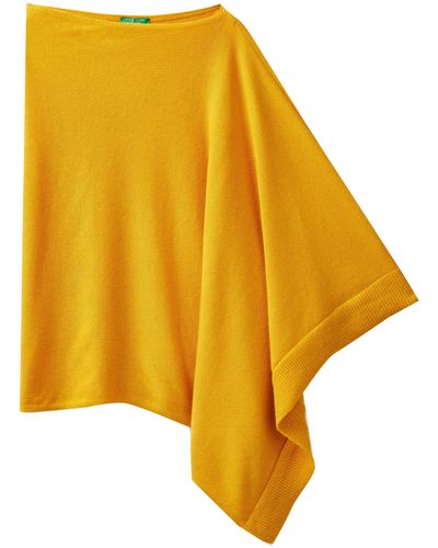 Benetton 1235du00t Knitted Ponchos And Capes - Yellow