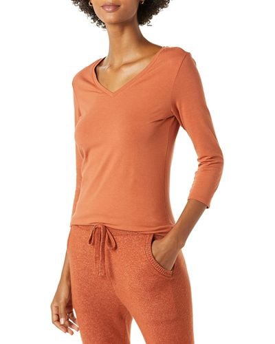 Amazon Essentials Classic-fit 3/4 Sleeve V-neck T-shirt - Orange