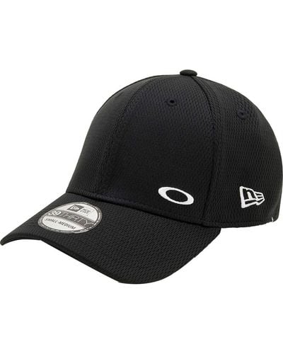 Oakley 6 Panel Stretch Hat Embossed - Black