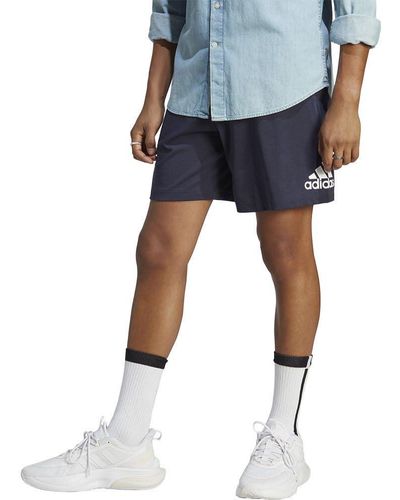 adidas Essentials Logo Freizeit-Shorts - Blau