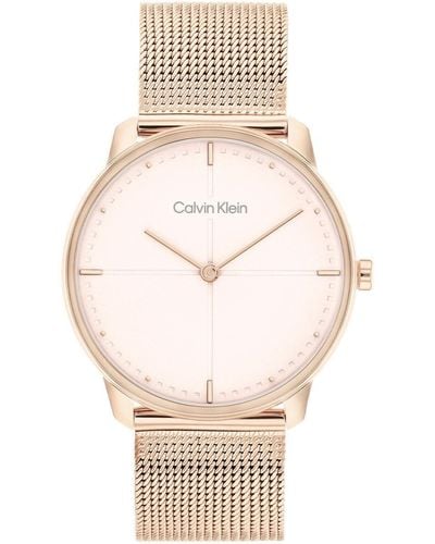 Calvin Klein Reloj Analógico de Cuarzo para mujer con correa de malla de acero inoxidable color oro rosado - 25200158 - Blanco
