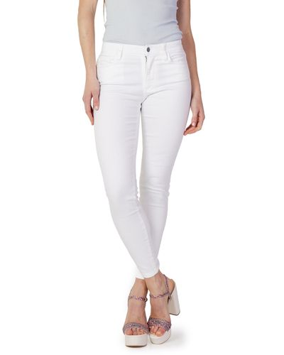 Emporio Armani A|X ARMANI EXCHANGE Garment Dyed Super Skinny Jeans - Weiß