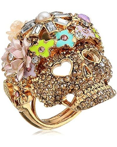 Betsey Johnson Cocktail Rings Multi-flower Skull Statement Ring, Size 7 - Pink