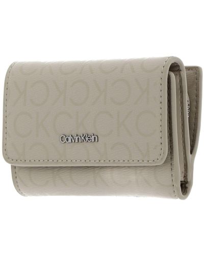 Calvin Klein CK Must Trifold_Epi Mono Wallet Stoney Beige Epi Mono - Neutro