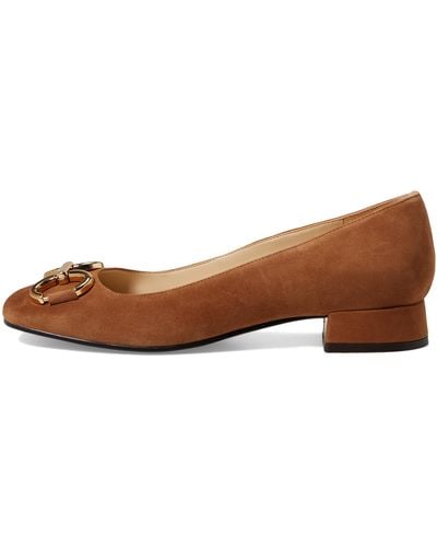 Nine West, Shoes, Nine West Tan Flats With Small Bow 85m Style Jasper