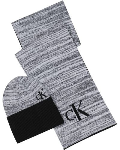 Calvin Klein Geschenkset Schal Mütze für kaltes Wetter - Mehrfarbig