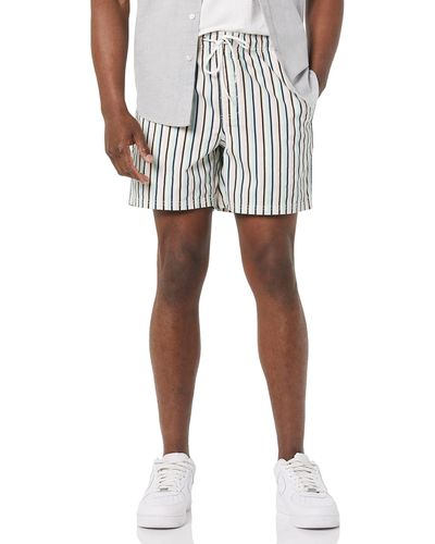 Amazon Essentials Pantalón Corto Informal con Cordón y Tiro de 15 Cm Hombre - Blanco
