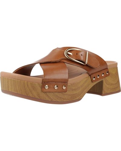 Clarks Sivanne Walk Leather Sandals In Tan Standard Fit Size 6 - Brown
