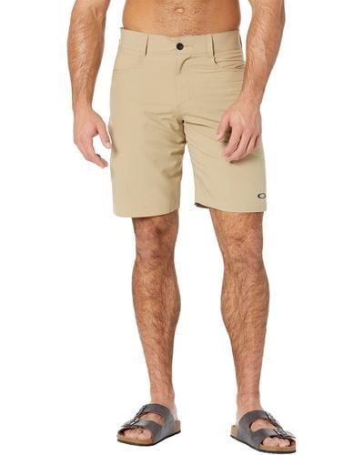 Oakley Baseline 2.0 21 Hybrid Shorts - Natural