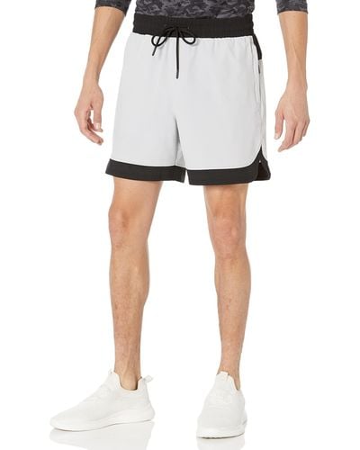Amazon Essentials Active Stretch Woven Shorts - White