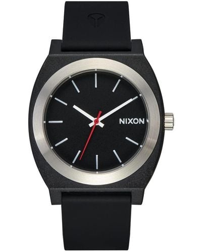 Nixon Analog Quarz Uhr mit Silikon Armband A1361-000-00 - Schwarz