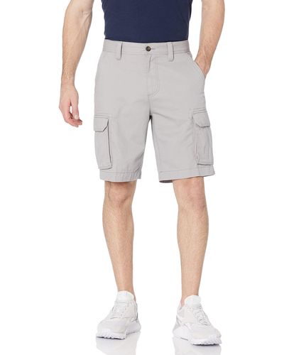 Amazon Essentials Pantalón corto cargo de corte clásico - Gris