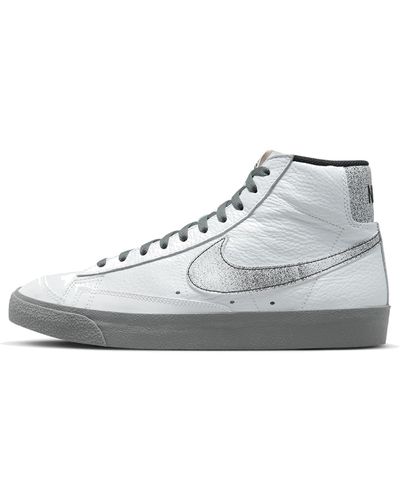 Nike Blazer Mid 77 EMB s Trainers DV7194 Sneakers Chaussures - Noir