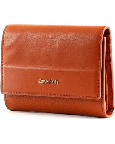 Calvin Klein Daily Dressed Trifold Wallet Md K60k610484 - Orange