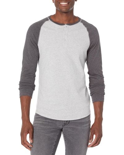 Amazon Essentials Langärmeliges Henley-Shirt - Grau