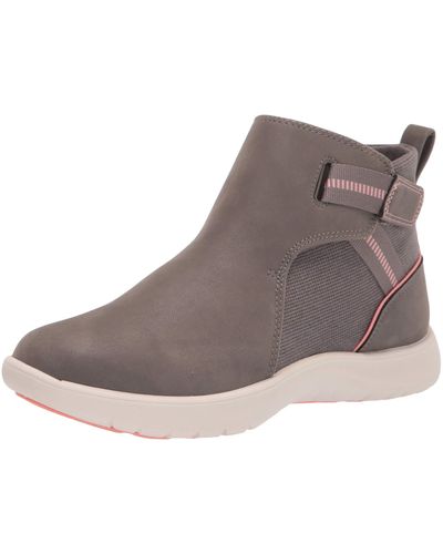 Clarks women's addiy carisa ankle deals boot