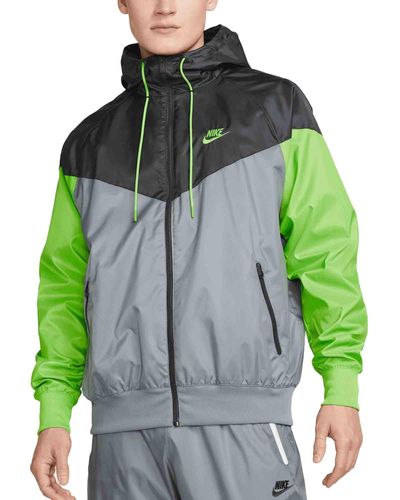 Nike Giacca a Vento da Uomo con Cappuccio Windrunner Grigio Taglia M Cod DA0001-065 - Verde